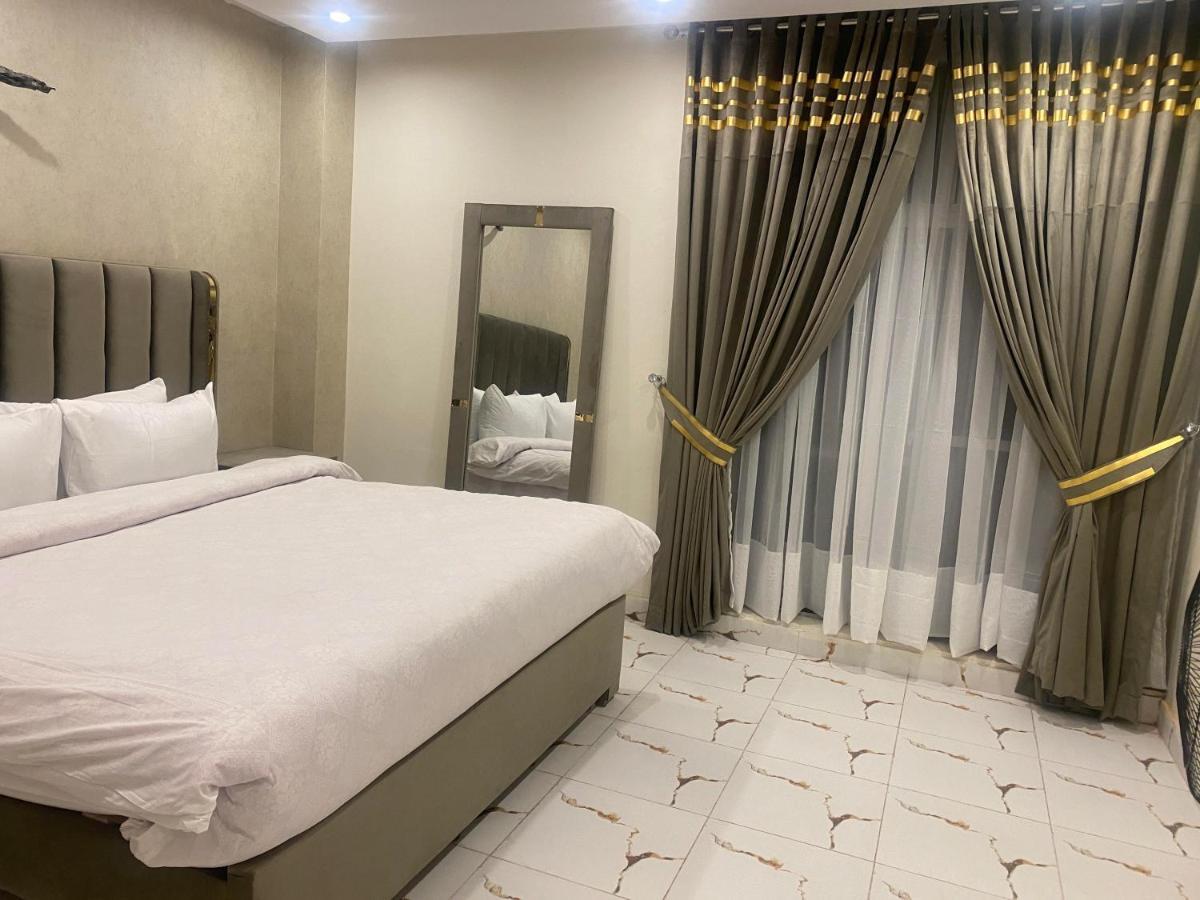Burj Al Bahria Town Luxury Suites Λαχόρη Εξωτερικό φωτογραφία