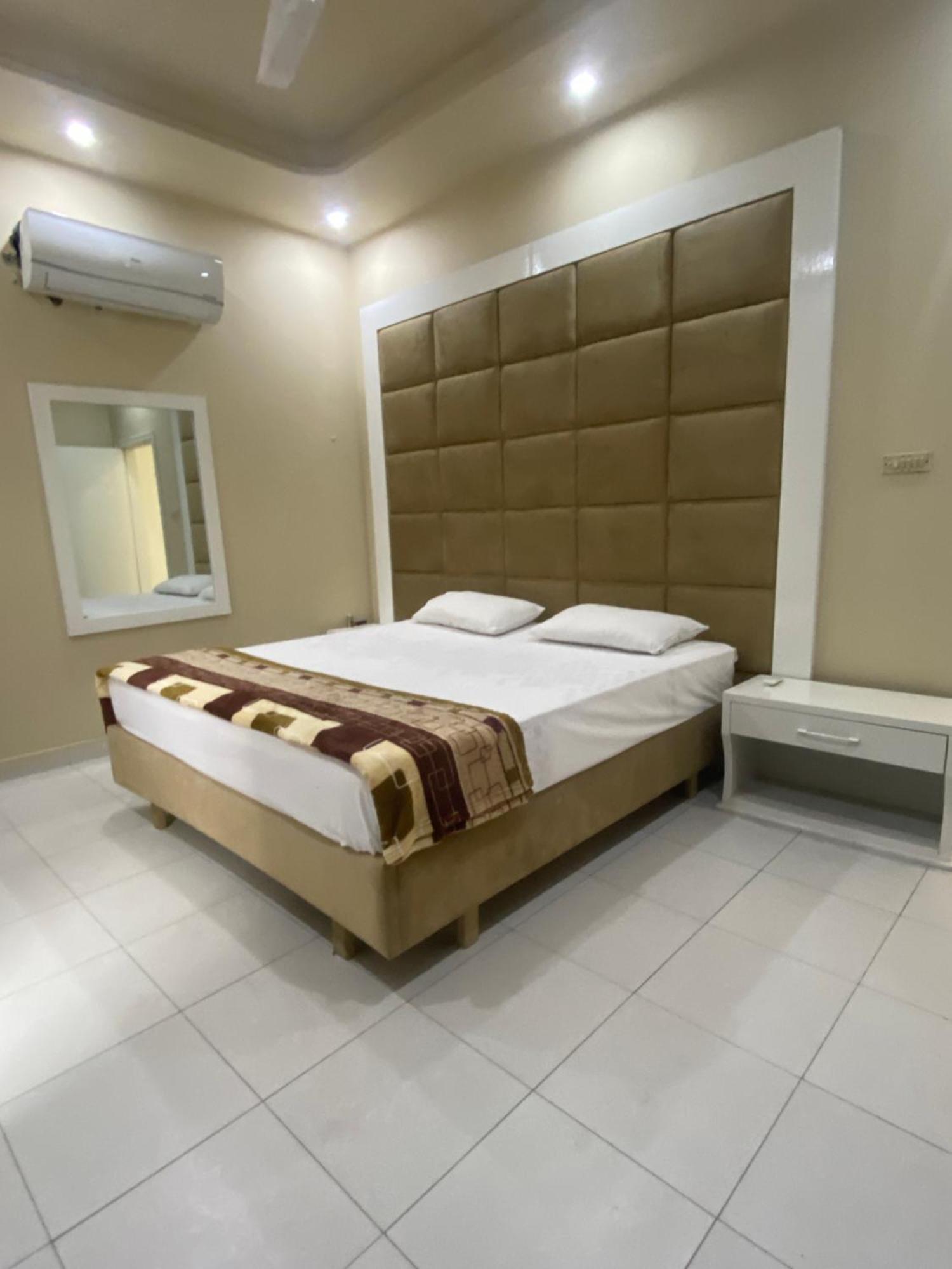 Burj Al Bahria Town Luxury Suites Λαχόρη Εξωτερικό φωτογραφία