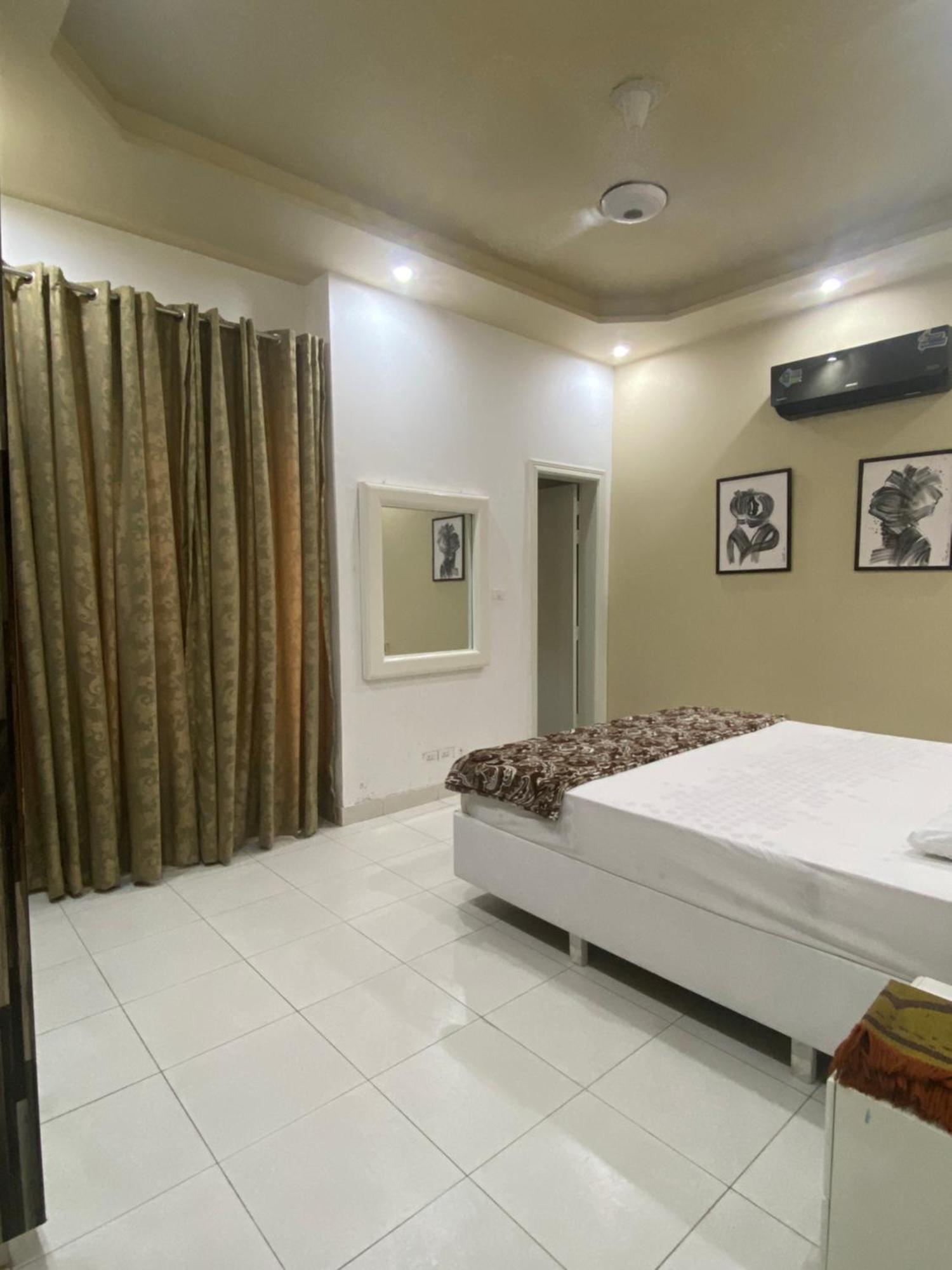 Burj Al Bahria Town Luxury Suites Λαχόρη Εξωτερικό φωτογραφία
